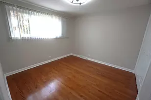 203 Valerie Ct, Glenview, IL 60025 - Photo 13