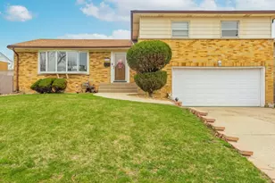 1531 N 9th Ave, Melrose Park, IL 60160 - Photo 1