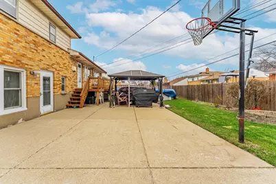 1531 N 9th Avenue, Melrose Park, IL 60160 - Photo 25