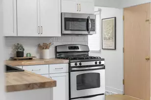 1105 Julienne Dr, Normal, IL 61761 - Photo 7