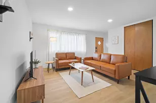 1105 Julienne Dr, Normal, IL 61761 - Photo 3