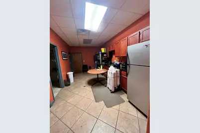 4203 W Fullerton Avenue, Chicago, IL 60639 - Photo 9