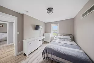 2713 Landen Dr, Melrose Park, IL 60164 - Photo 15