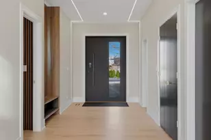 2108 N Chestnut N Chestnut Ave, Arlington Heights, IL 60004 - Photo 3