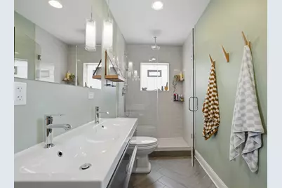 2626 W Francis Place, Chicago, IL 60647 - Photo 9