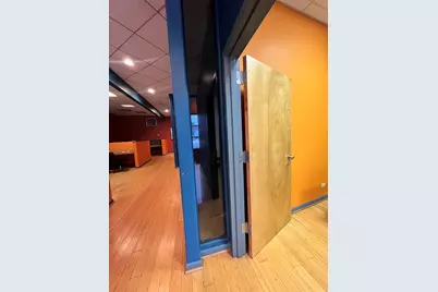 4203 W Fullerton Avenue, Chicago, IL 60639 - Photo 5