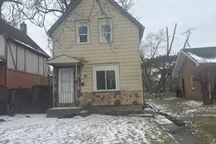 426 Calumet Blvd, Harvey, IL 60426 - Photo 1