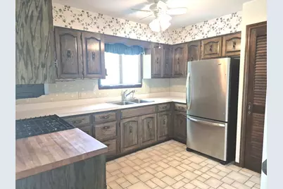 8 Hawthorne Drive, Oswego, IL 60543 - Photo 11