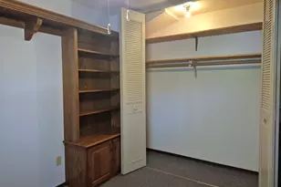 8 Hawthorne Dr, Oswego, IL 60543 - Photo 25