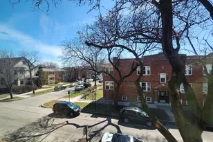 3900 W Cornelia Ave, Chicago, IL 60618 - Photo 29