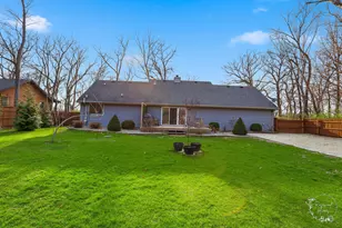 2853 Forsythia Ln, Saint Anne, IL 60964 - Photo 29