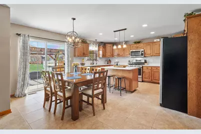 24504 Arrowhead Drive, Manhattan, IL 60442 - Photo 5