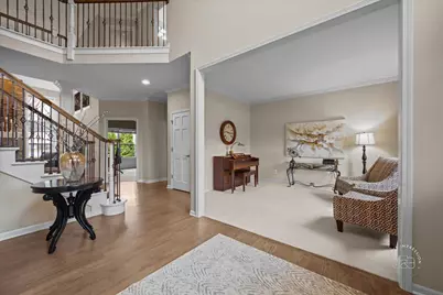 664 Bennett Drive, North Aurora, IL 60542 - Photo 5