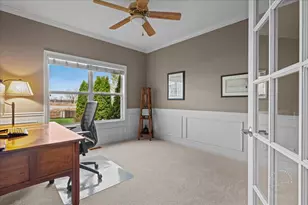 664 Bennett Dr, North Aurora, IL 60542 - Photo 17