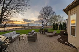 664 Bennett Dr, North Aurora, IL 60542 - Photo 37