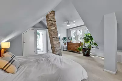 2030 W Shakespeare Avenue, Chicago, IL 60647 - Photo 17