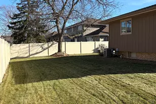 8320 Heather Ln, Tinley Park, IL 60477 - Photo 47