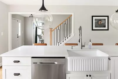 369 Hawthorne Boulevard, Glen Ellyn, IL 60137 - Photo 7