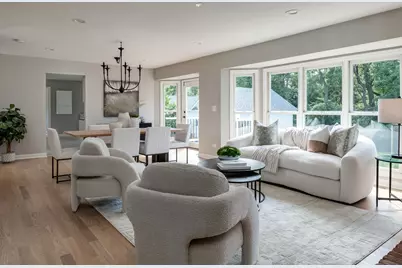 369 Hawthorne Boulevard, Glen Ellyn, IL 60137 - Photo 15