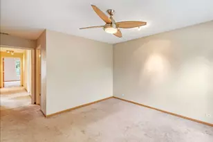 4909 Spencer Ave, Lisle, IL 60532 - Photo 17