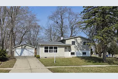 18570 W Pamela Place, Gurnee, IL 60031 - Photo 1