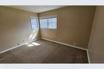 18570 W Pamela Place, Gurnee, IL 60031 - Photo 7