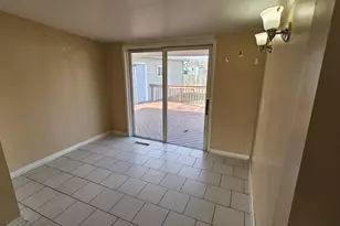 18570 W Pamela Pl, Gurnee, IL 60031 - Photo 5