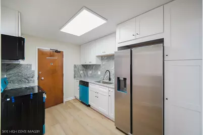 900 W Sunset Drive #505, Glenwood, IL 60425 - Photo 5