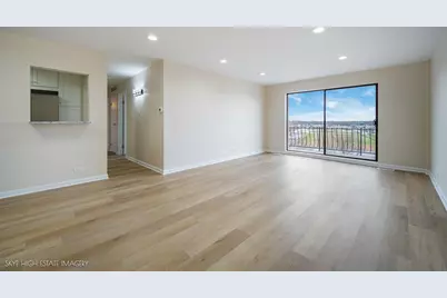 900 W Sunset Drive #505, Glenwood, IL 60425 - Photo 3