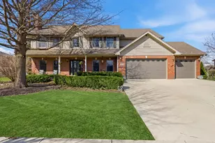 8304 Queen Victoria Ln, Tinley Park, IL 60477 - Photo 1