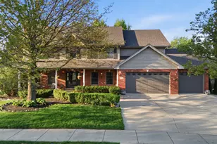 8304 Queen Victoria Ln, Tinley Park, IL 60477 - Photo 1