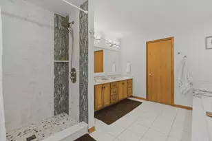 8304 Queen Victoria Ln, Tinley Park, IL 60477 - Photo 23