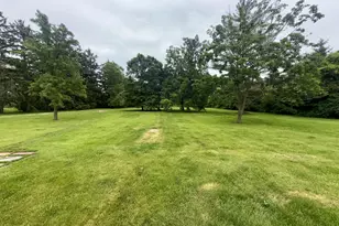 1270 Benson Ln, Green Oaks, IL 60048 - Photo 13