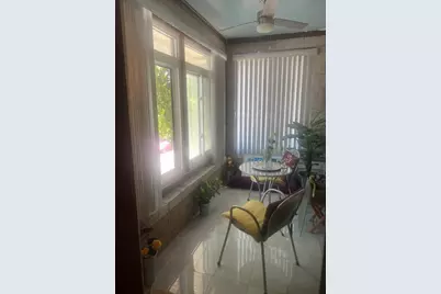 6758 S Jeffery Boulevard, Chicago, IL 60649 - Photo 7