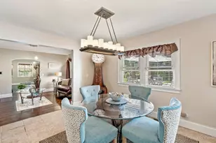 240 S McHenry Ave, Crystal Lake, IL 60014 - Photo 11