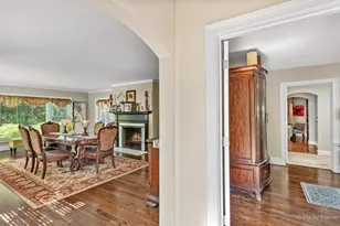 240 S McHenry Ave, Crystal Lake, IL 60014 - Photo 5