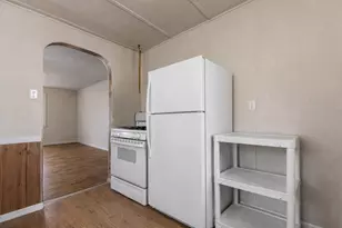 2922 Collins St, Rockford, IL 61109 - Photo 11