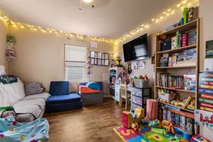 2922 Collins St, Rockford, IL 61109 - Photo 7