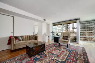 9725 Woods Dr, Skokie, IL 60077 - Photo 7