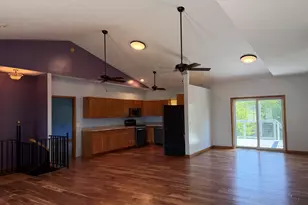 18760 Hillside Rd, Morrison, IL 61270 - Photo 5