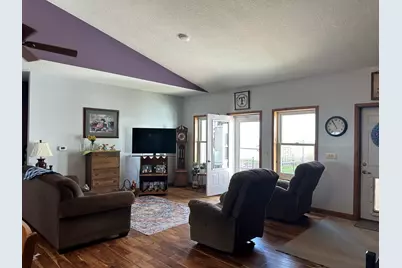 18760 Hillside Road, Morrison, IL 61270 - Photo 7