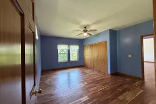 18760 Hillside Rd, Morrison, IL 61270 - Photo 13