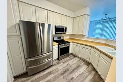 24041 W Walnut Circle, Plainfield, IL 60585 - Photo 9