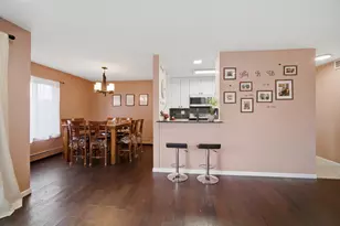 1926 Prairie Square, Schaumburg, IL 60173 - Photo 9