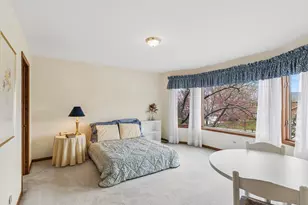 1204 Kristin Dr, Libertyville, IL 60048 - Photo 15