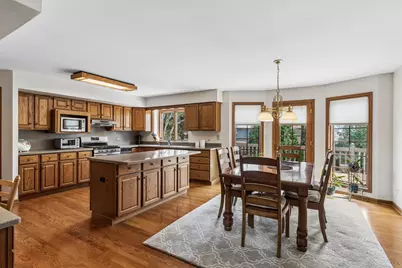 1204 Kristin Drive, Libertyville, IL 60048 - Photo 5