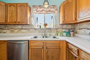 43144 N Lake Ave, Antioch, IL 60002 - Photo 11