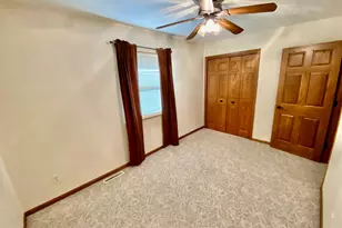 1221 S Fox Run Dr, Seneca, IL 61360 - Photo 33