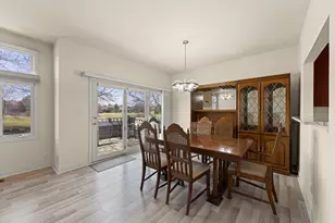 17 Mashie Ct, Woodridge, IL 60517 - Photo 11