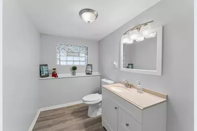 643 Armitage Avenue, Glendale Heights, IL 60139 - Photo 15